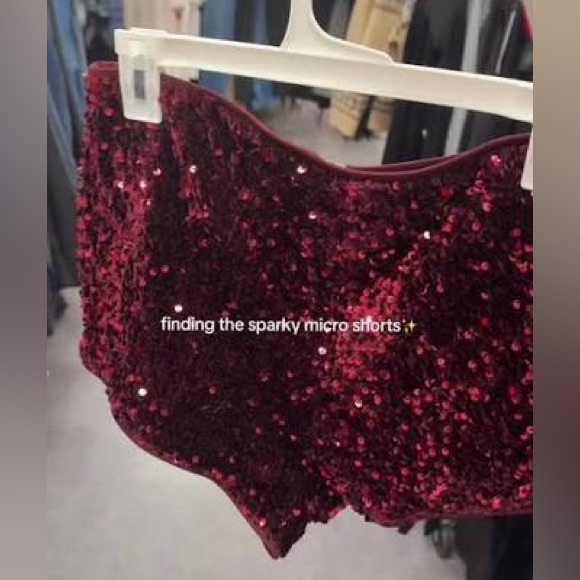 Viral Target Red Sequin Hot Shorts size S - Picture 11 of 12